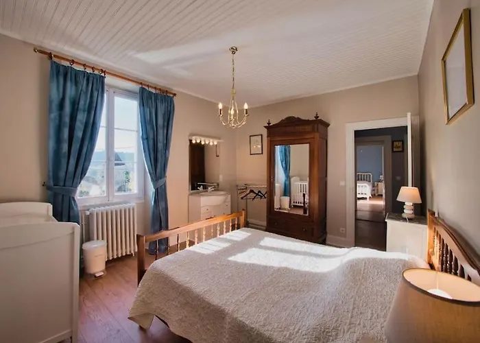 Сasa de vacaciones Maison Du Pont De La Roussie *